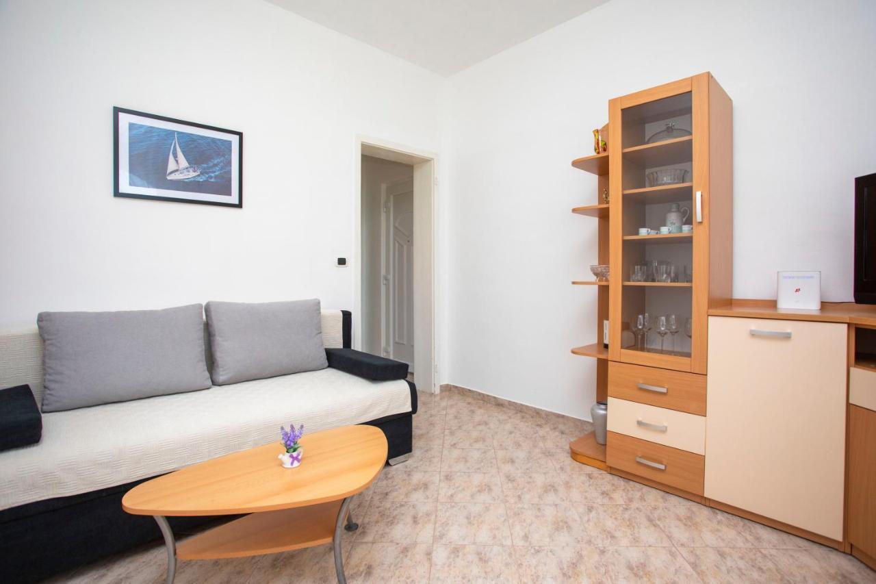 Apartman Lidija Коромачно Екстер'єр фото